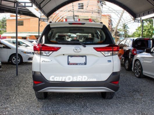 Toyota Rush Jeepeta en venta