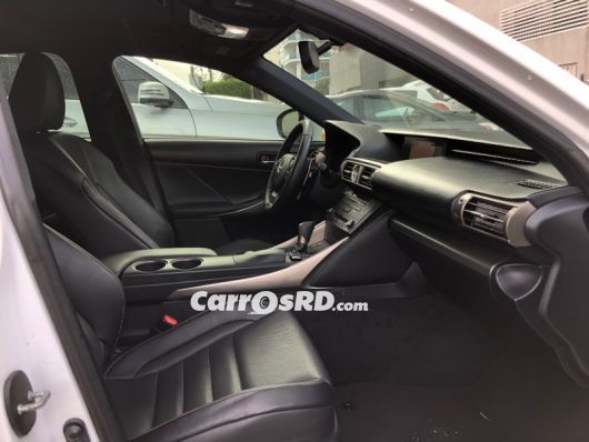 Lexus IS Carros en venta