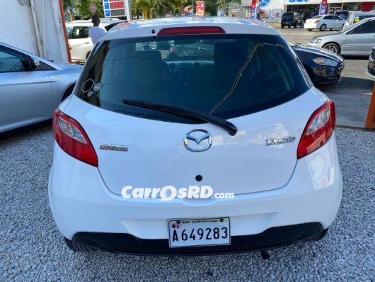 Mazda Demio Hatchback en venta