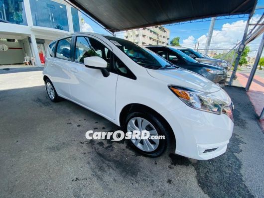 Nissan Versa Note Hatchback en venta