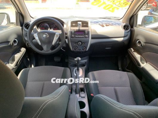 Nissan Versa Carros en venta