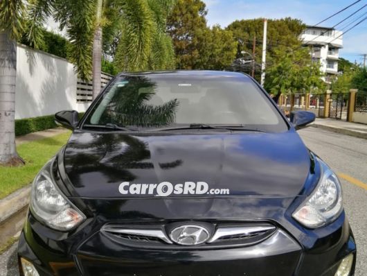 Hyundai Accent Jeepeta en venta