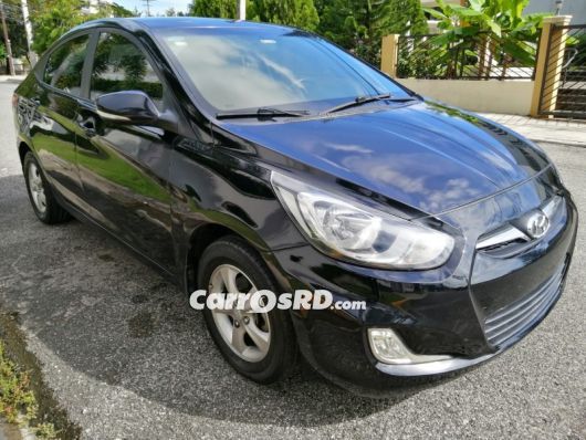 Hyundai Accent Jeepeta en venta