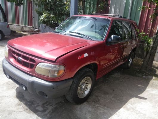 Ford Explorer XLS 2000 RD$135000 : República Dominicana