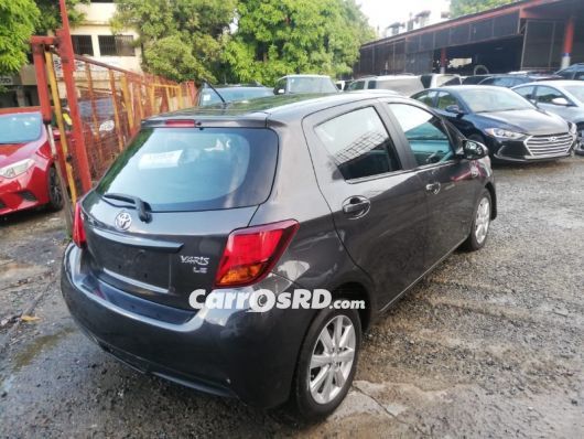 Toyota Yaris Carros en venta