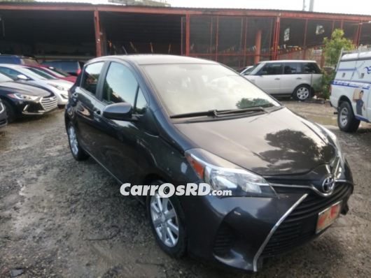 Toyota Yaris Carros en venta