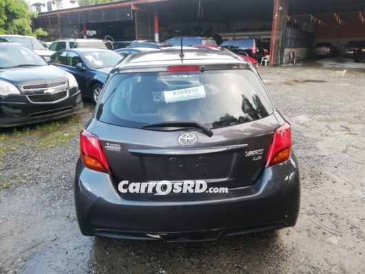 Toyota Yaris Carros en venta