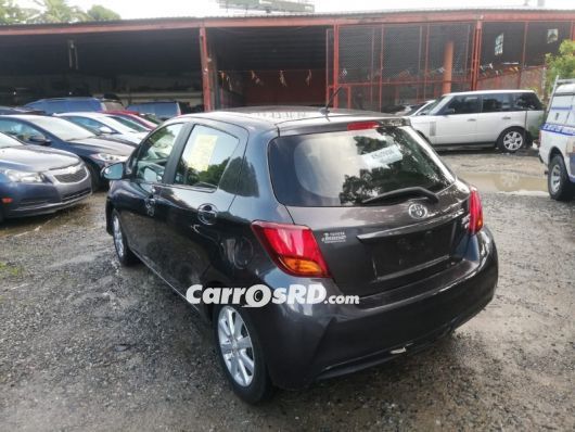 Toyota Yaris Carros en venta