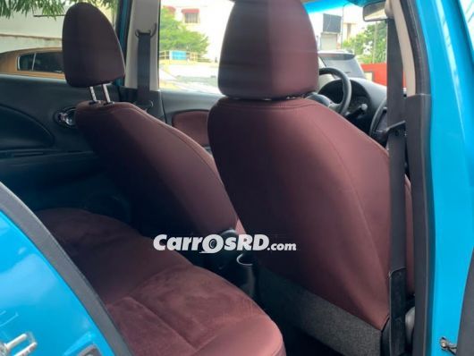 Nissan March Jeepeta en venta
