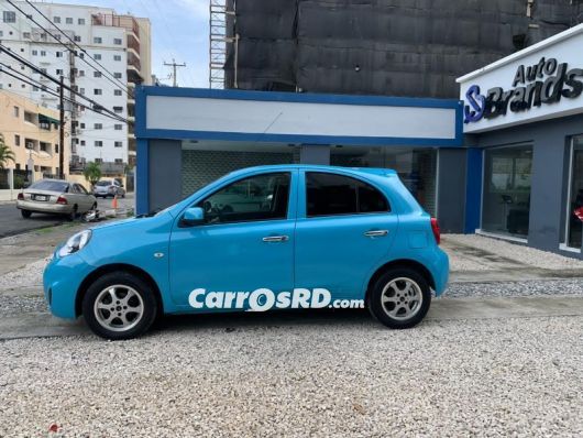 Nissan March Jeepeta en venta