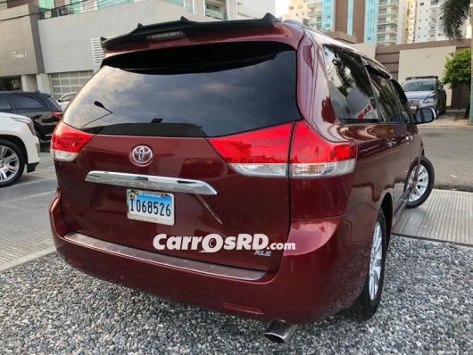 Toyota Sienna Minivan en venta