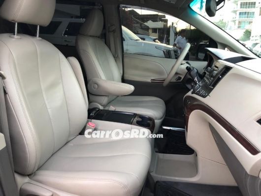 Toyota Sienna Minivan en venta