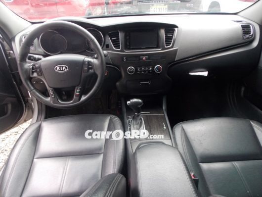 Kia K7 Carros en venta