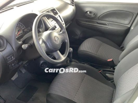 Nissan March Carros en venta