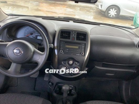 Nissan March Carros en venta