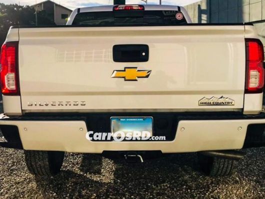 Chevrolet Silverado Camioneta en venta