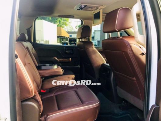Chevrolet Silverado Camioneta en venta