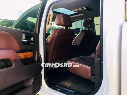 Chevrolet Silverado Camioneta en venta