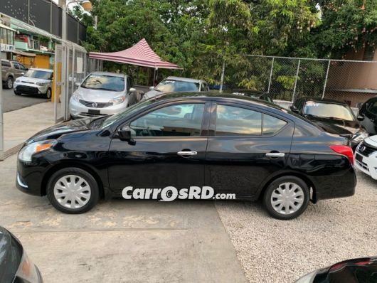 Nissan Versa Carros en venta