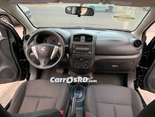 Nissan Versa Carros en venta