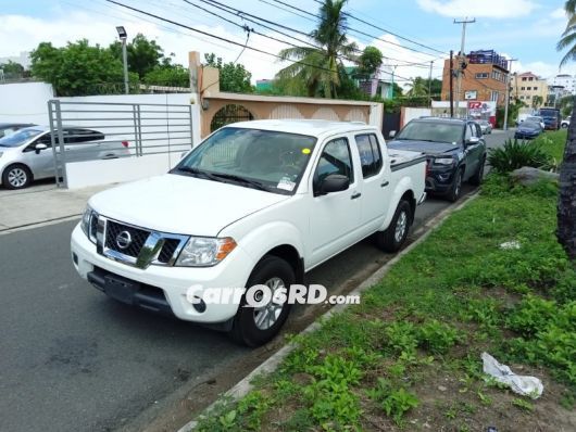 Nissan Frontier Camioneta en venta