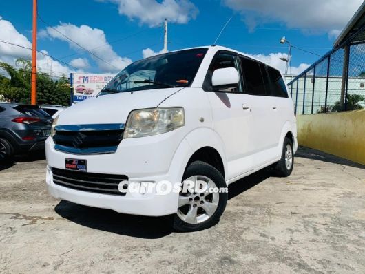 Suzuki APV Minivan en venta
