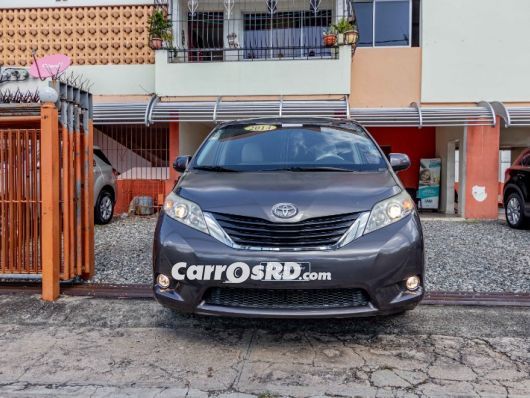 Toyota Sienna Autobus en venta