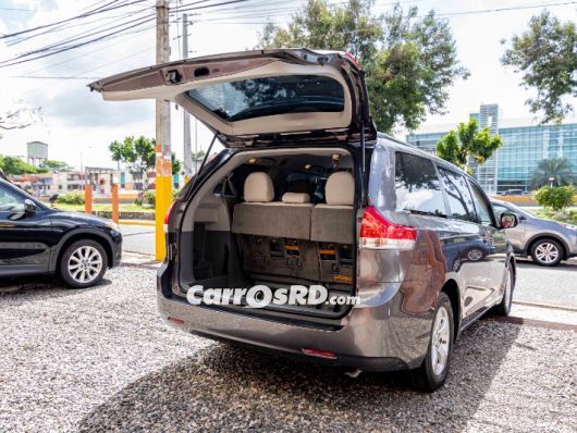 Toyota Sienna Autobus en venta