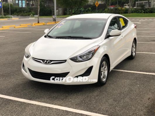 Hyundai Elantra Carros en venta