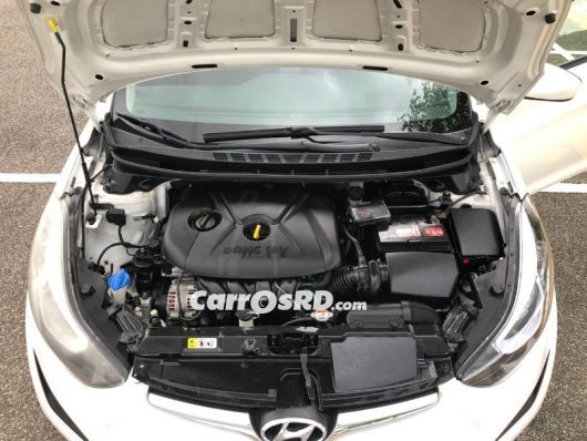 Hyundai Elantra Carros en venta