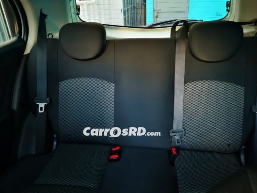 Nissan March Hatchback en venta