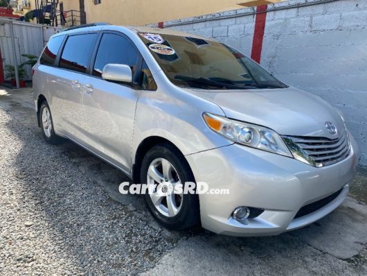 Toyota Sienna Minivan en venta