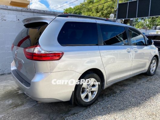 Toyota Sienna Minivan en venta