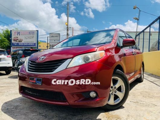 Toyota Sienna Minivan en venta
