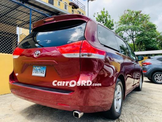 Toyota Sienna Minivan en venta