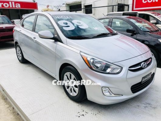 Hyundai Accent Carros en venta