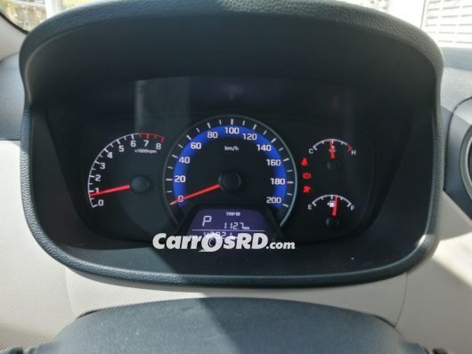 Hyundai Grand i10 Carros en venta