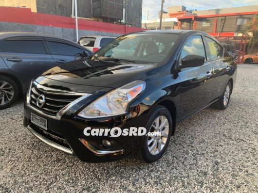 Nissan Versa Carros en venta