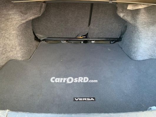 Nissan Versa Carros en venta