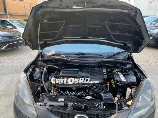 Mazda Demio Carros en venta