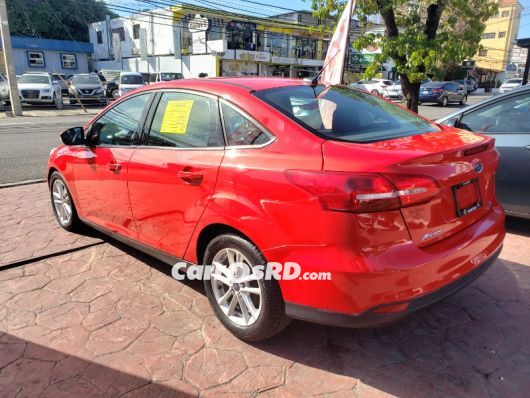 Ford Focus Carros en venta
