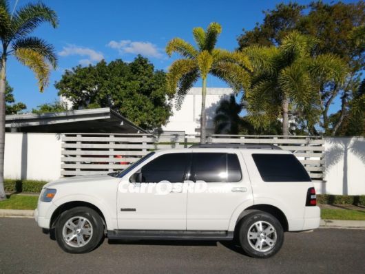 Ford Explorer Jeepeta en venta