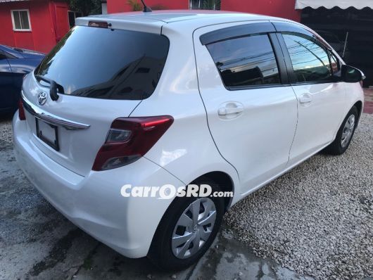 Toyota Vitz Hatchback en venta