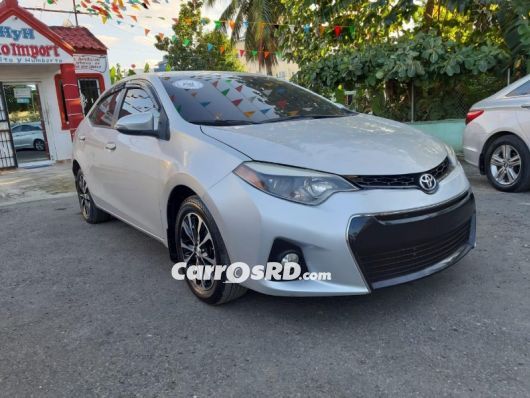 Toyota Corolla Carros en venta
