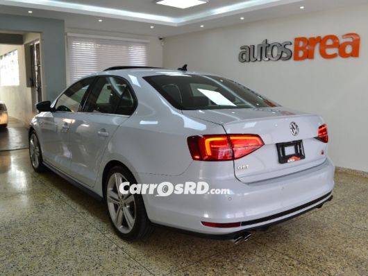 Volkswagen Jetta Carros en venta