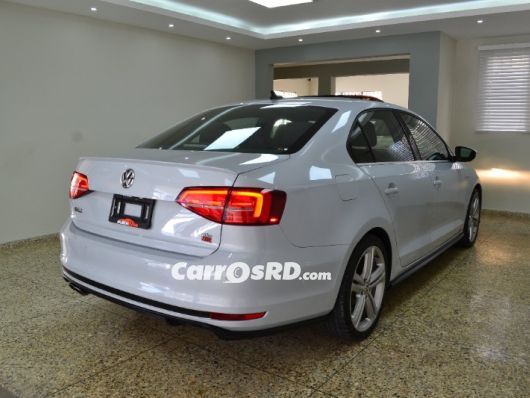 Volkswagen Jetta Carros en venta