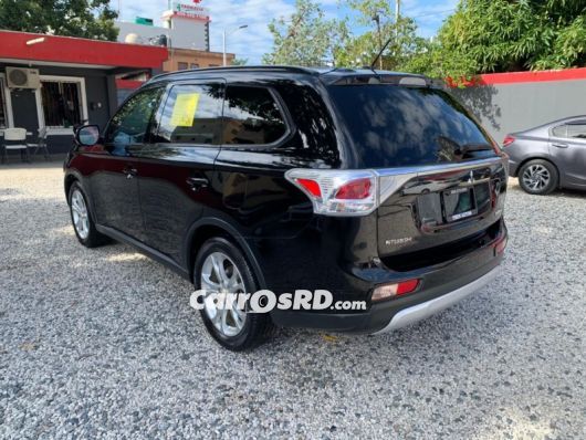 Mitsubishi Outlander Jeepeta en venta