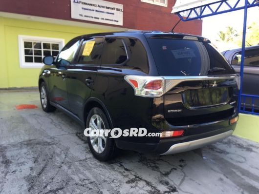 Mitsubishi Outlander Jeepeta en venta