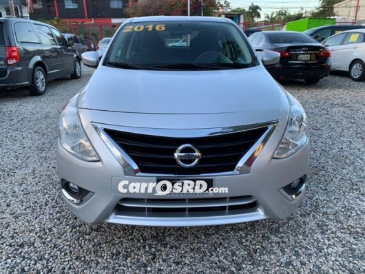 Nissan Versa Carros en venta