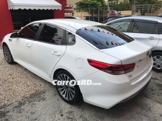 Kia K5 Carros en venta